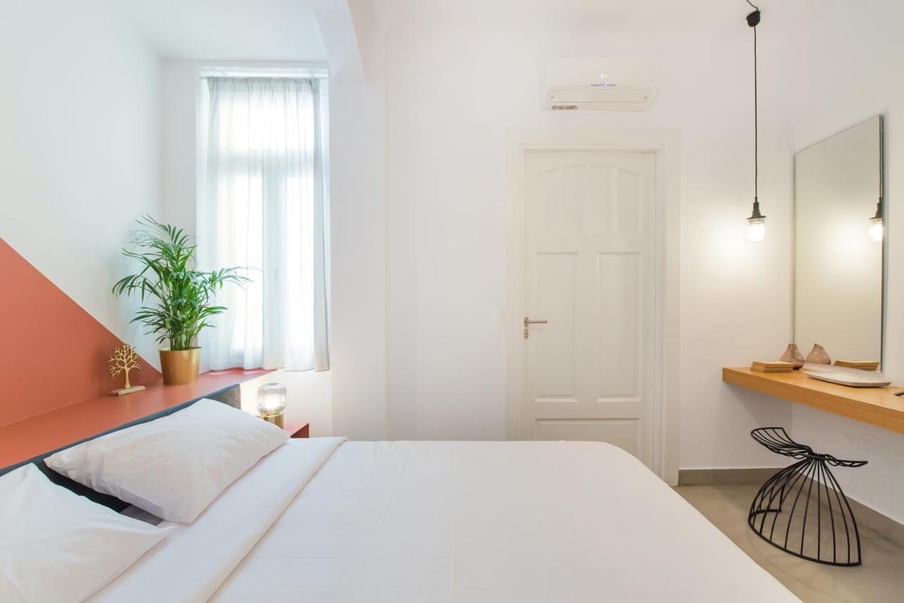 Monk Monastiraki Suites Athen Eksteriør billede